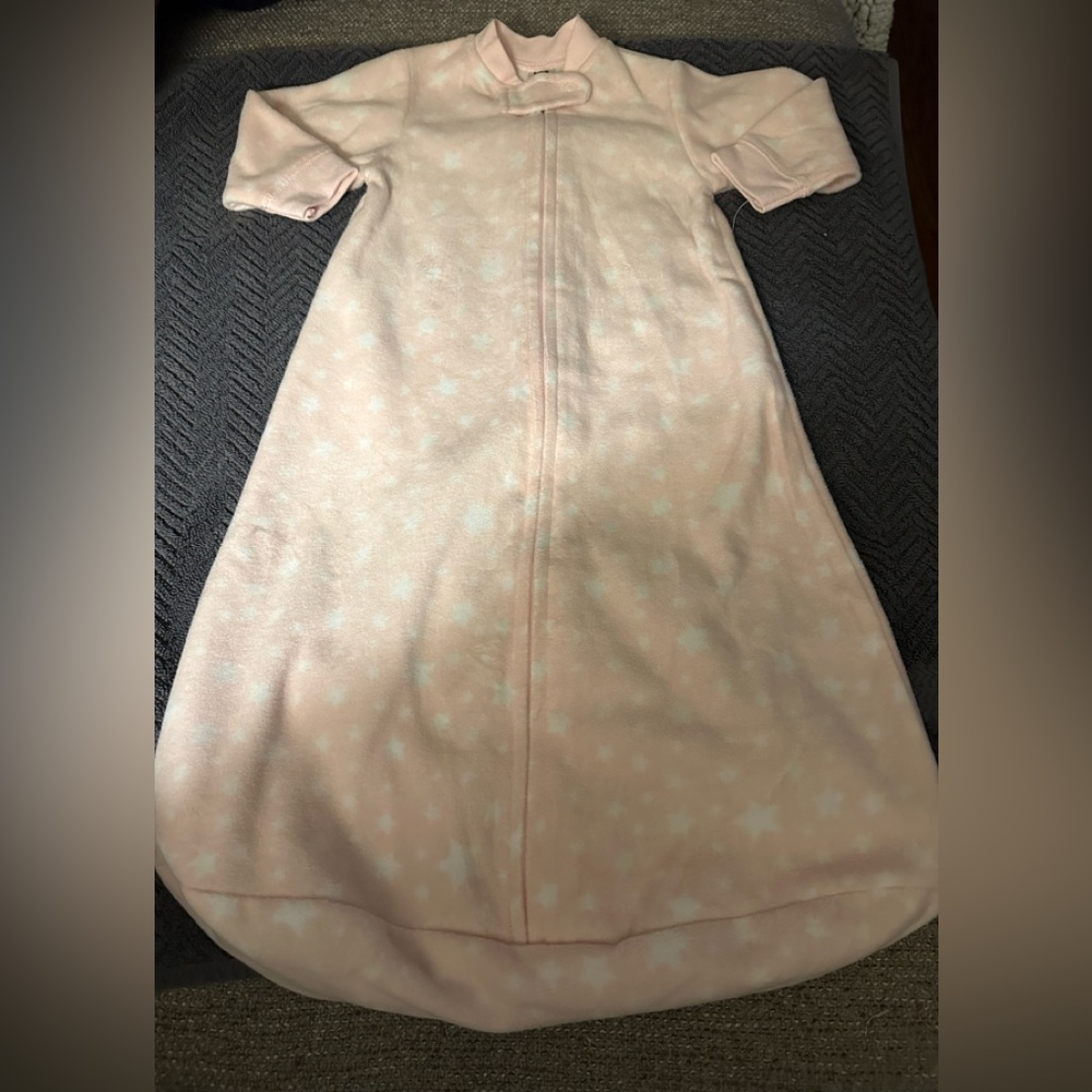 HB Sleep Sack 0-9 months. In perfect condition! Zip up!